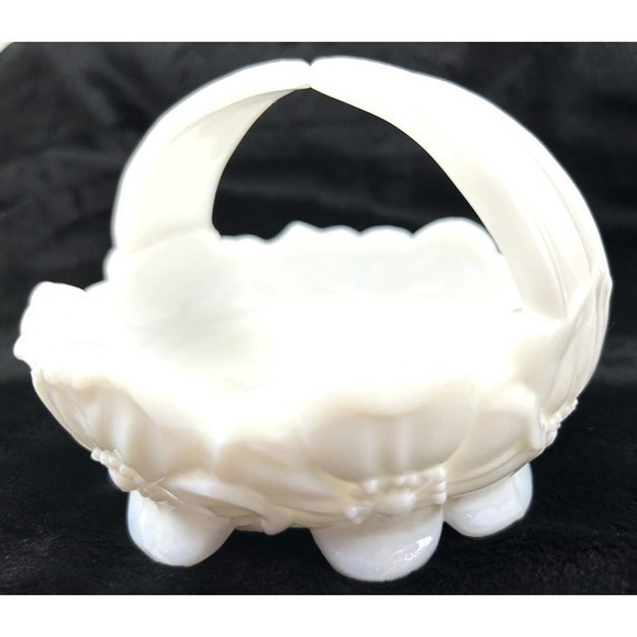 Vintage Westmoreland Milk Glass Split Handle Pansy Basket Candy Dish Trinket MCM - Picture 6 of 11